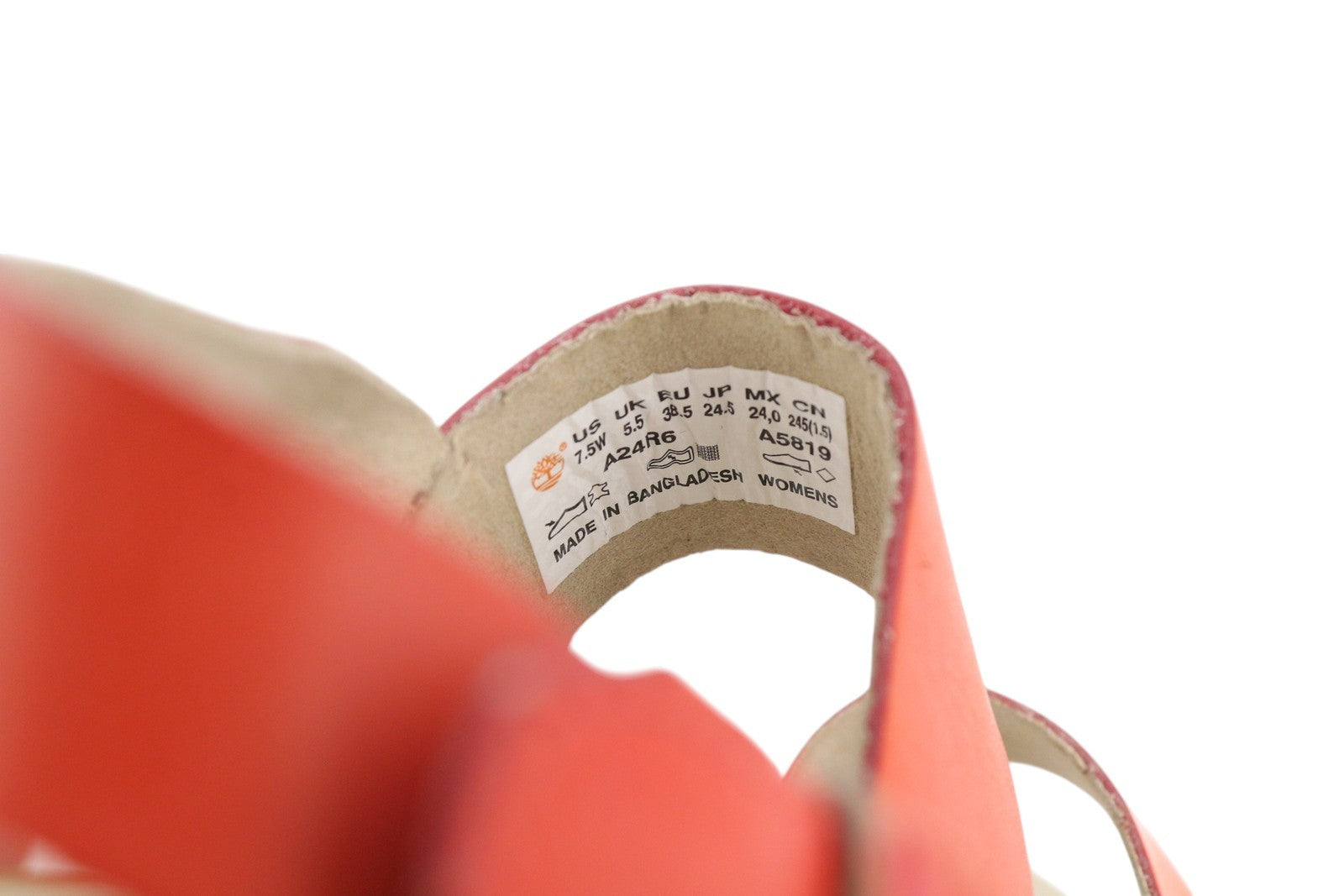 TIMBERLAND A24R6 moteriškos basutės, 38.5 dydis, oranžinės, odinės, plokščiapadžiai batai su sagtimi ir logotipu. 