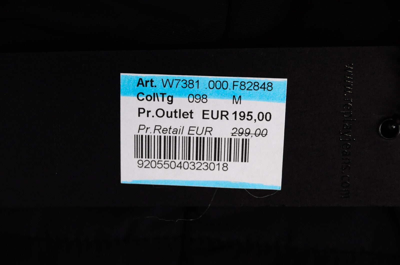 REPLAY moteriška striukė M, juoda, su dirbtinio kailio pamušalu, gobtuvu, paminkštinta parka ilgomis rankovėmis