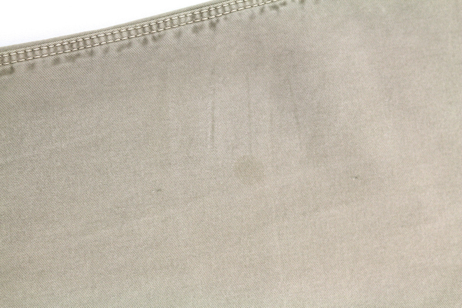 NUDIE JEANS chaki spalvos įprastos vyriškos kelnės W29/L30 smėlio spalvos chino spalvos su sagomis užsegime 