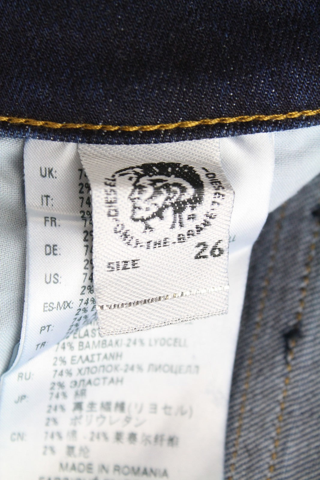 DIESEL D-Bazer 083AT vyriški džinsai W26 L32 siaurėjantys, tamprūs, skalbtos mėlynos spalvos medvilniniai džinsai 