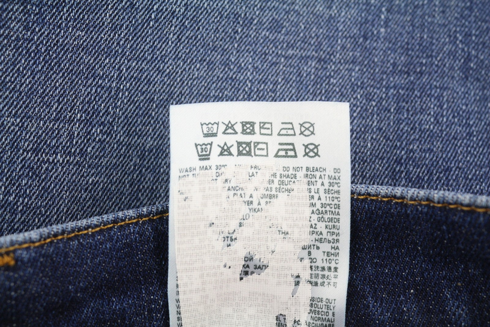 DIESEL 2005 D-Fining 09E45 vyriški džinsai W36/L32 skalbtos mėlynos spalvos, dirbtinės odos, rekomenduojama mažmeninė kaina – 175 € 