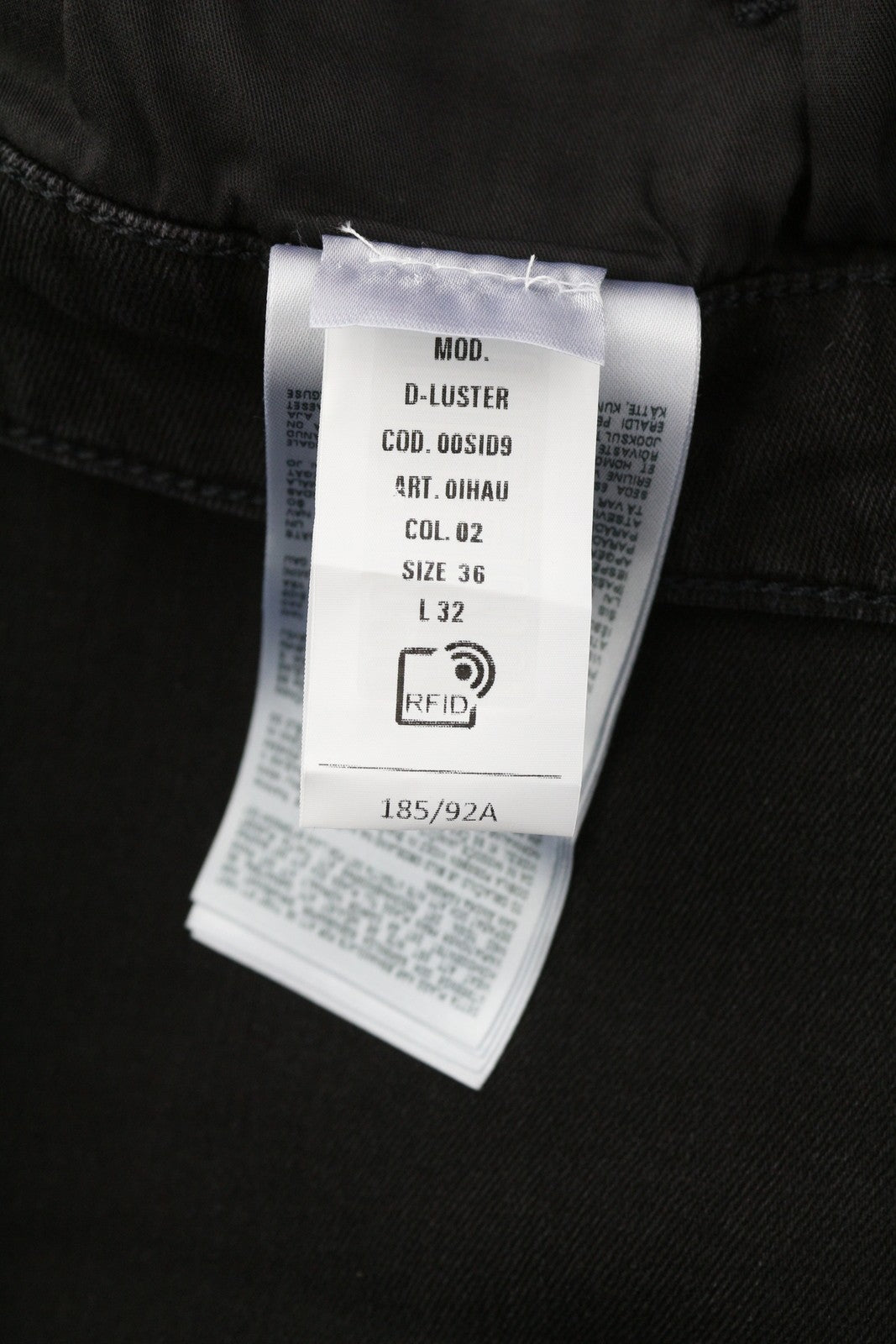 DIESEL D-Luster 0IHAU vyriški džinsai W36/L32 Slim Fit, sagomis susagstyti, skalbti juodi. 