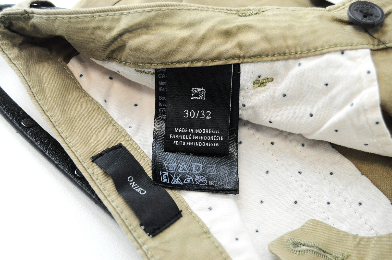 MAISON SCOTCH moteriškos W30/L32 trumpos chino kelnės, šviesiai rudos, su diržu, medvilninės 