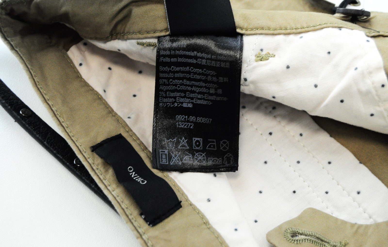 MAISON SCOTCH moteriškos W30/L32 trumpos chino kelnės, šviesiai rudos, su diržu, medvilninės 