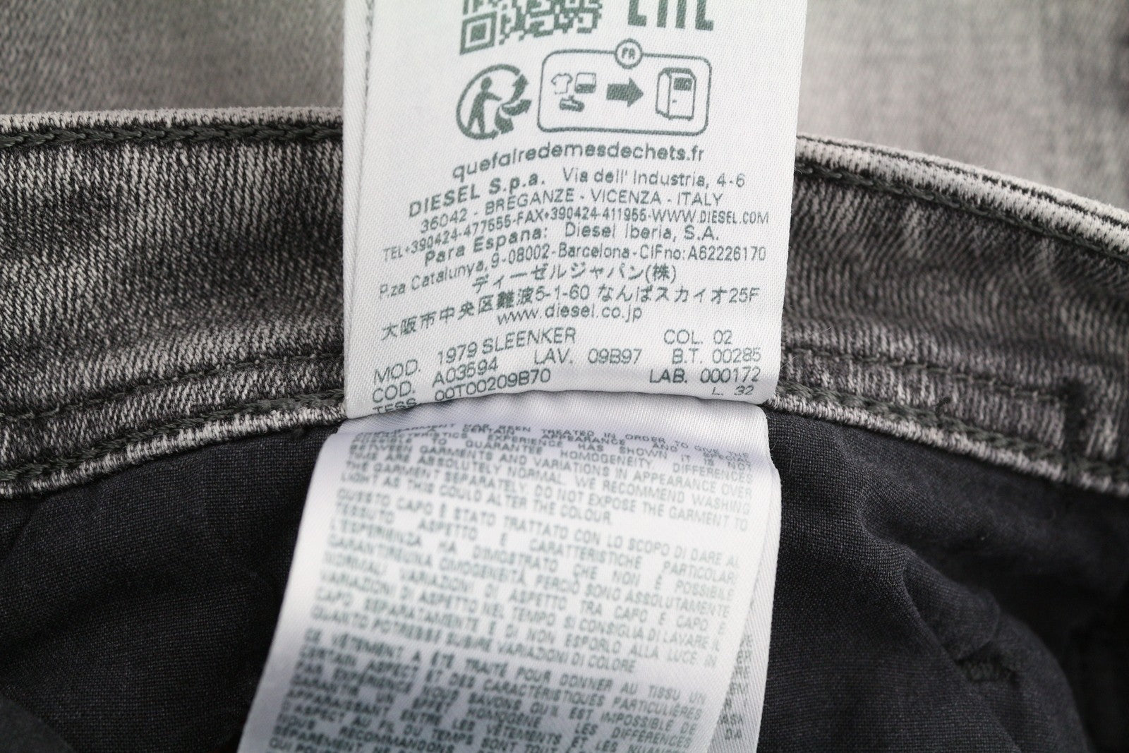 DIESEL 1979 Sleenker E9B97 vyriški džinsai W36/L32 aptempti, žemo juosmens, su gobtuvu, rekomenduojama kaina – 250 € 