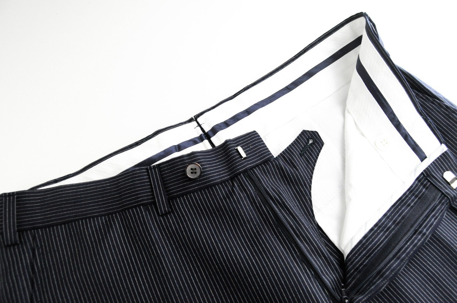 SUITSUPPLY Lazio Mens Suit UK38R Navy Slim  2 Pc Super  Wool Stripe