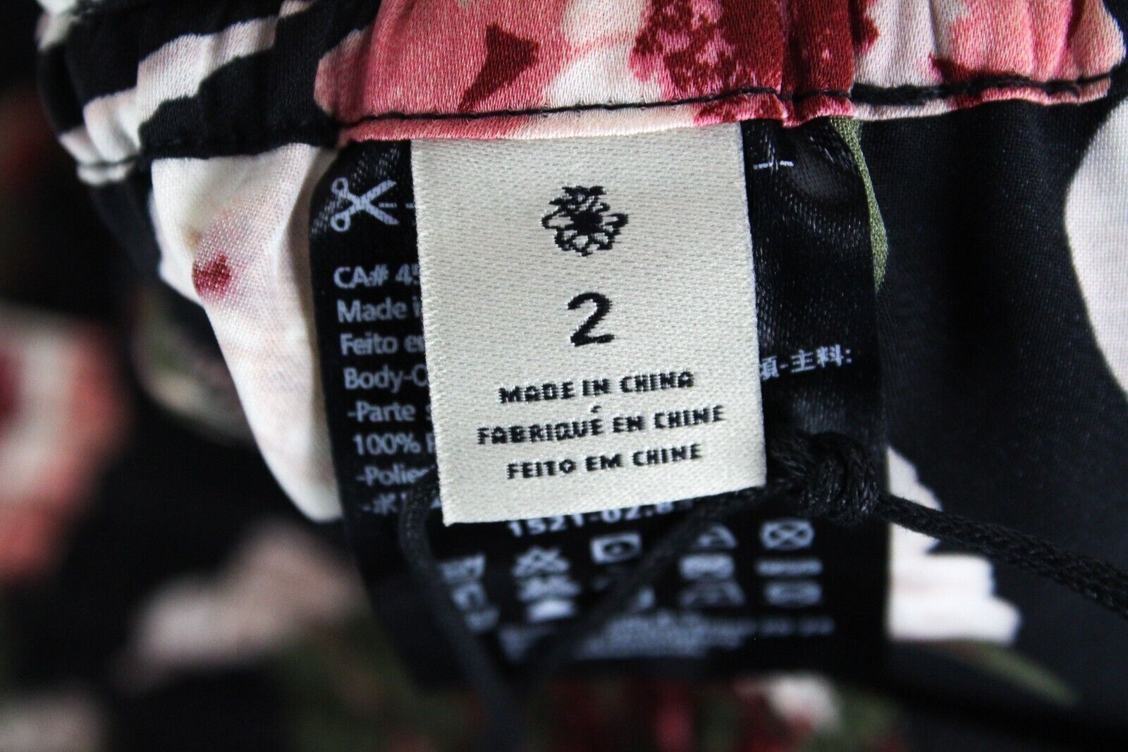 MAISON SCOTCH moteriškos kelnės M dydžio, lengvos, juodos, su gėlių raštu 