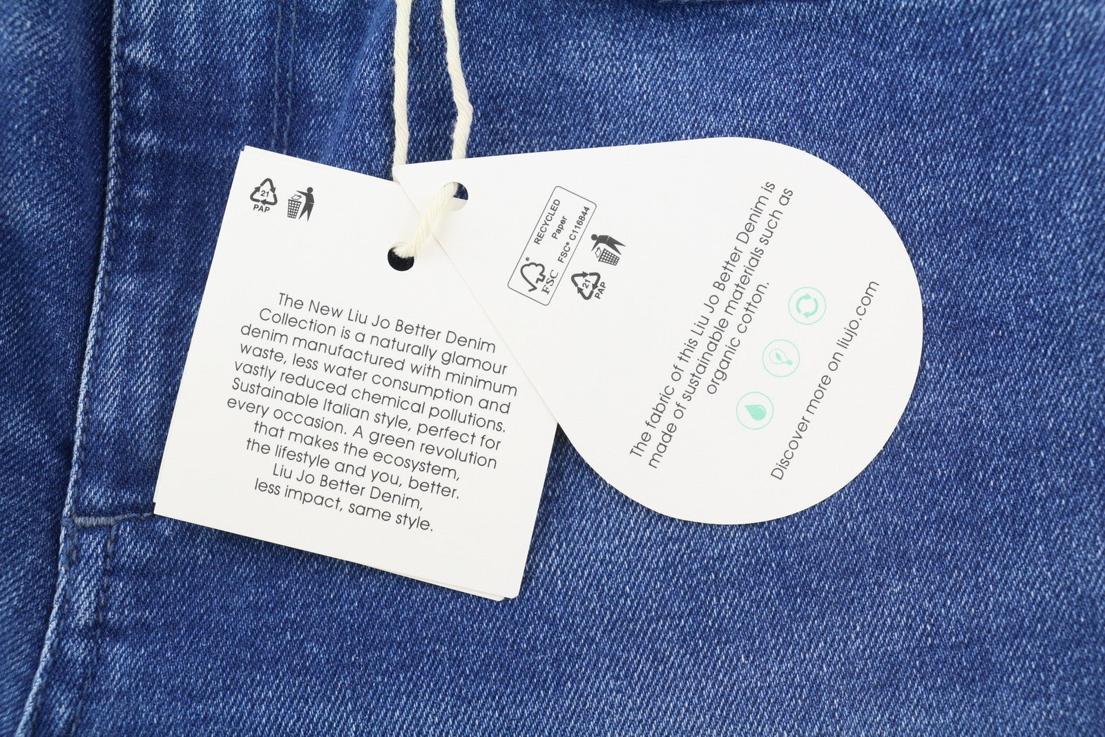 LIU JO Beat Good moteriški džinsai W28 aukštu juosmeniu, laisvalaikio kirpimo, skalbto džinso mėlyna spalva 