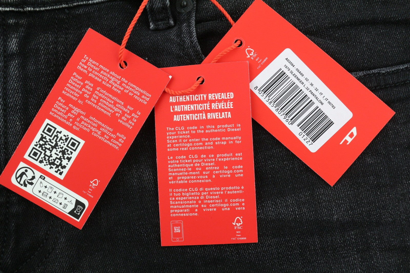 DIESEL 1979 Sleenker 09A89 vyriški džinsai W36/L32 Skinny Distress juodi, rekomenduojama kaina 275 € 