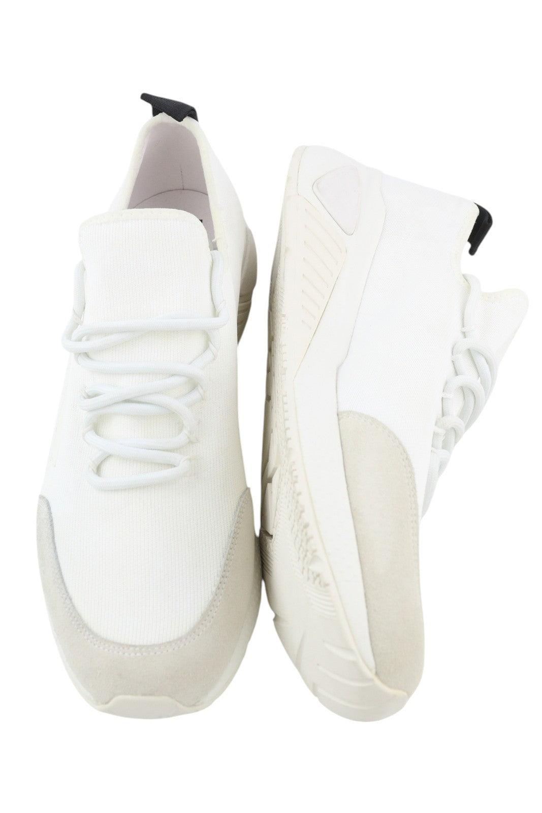 DIESEL S-Kby Stripe vyriški sportbačiai, EU46, balti, žemi, suvarstomi, migdolų spalvos, rekomenduojama kaina – 170 € 