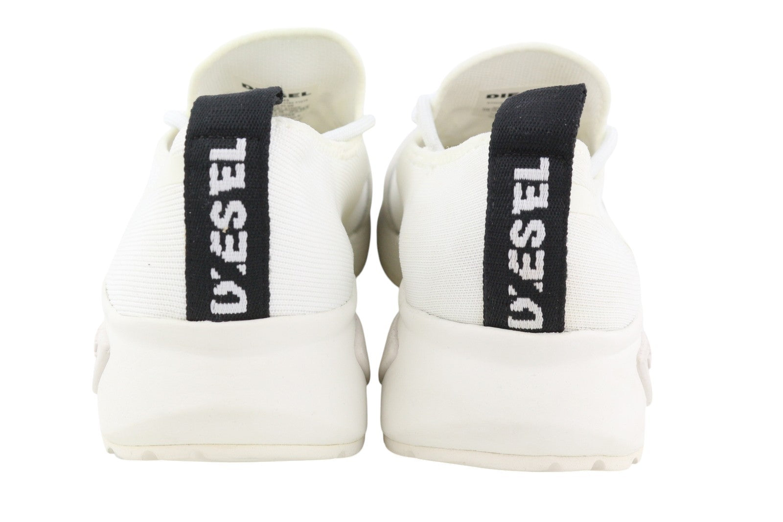 DIESEL S-Kby Stripe vyriški sportbačiai, EU46, balti, žemi, suvarstomi, migdolų spalvos, rekomenduojama kaina – 170 € 