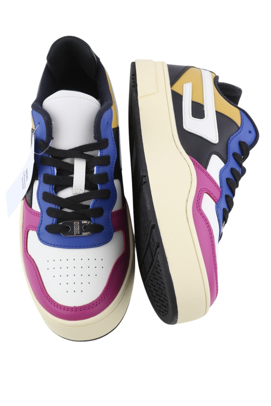 DIESEL S-Ukiyo žemakulniai vyriški sportbačiai, EU44, karvės odos, suvarstomi, žemakulniai, rekomenduojama kaina – 185 € 