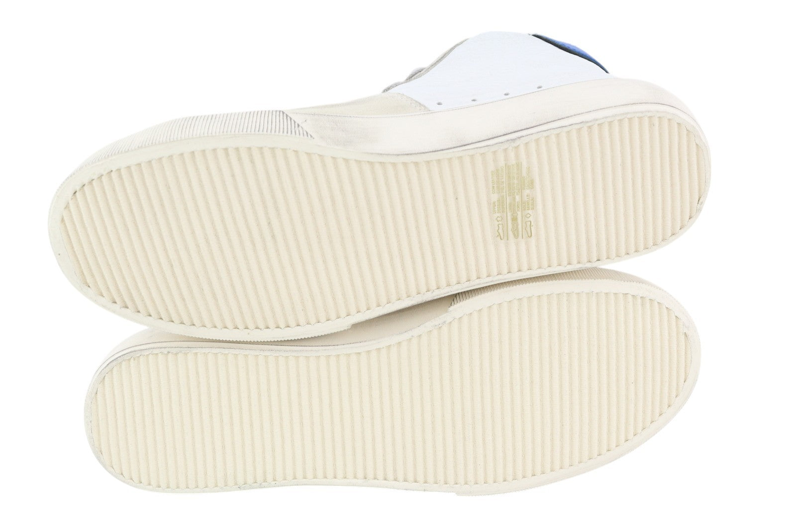 DIESEL S-Mydri ML vyriški sportbačiai, EU42, odiniai, šviesiai migdolinio atspalvio, suvarstomi. Rekomenduojama kaina – 220 €. 