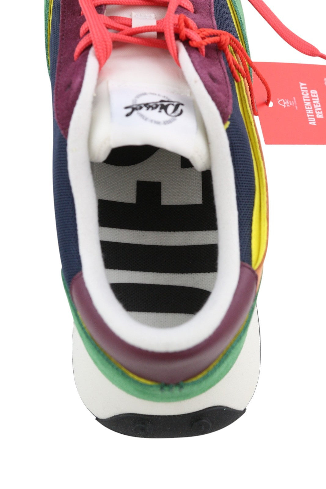 DIESEL S-Racer LC vyriški sportbačiai, EU42, odiniai, žemakulniai, migdolų spalvos, rekomenduojama kaina – 185 € 