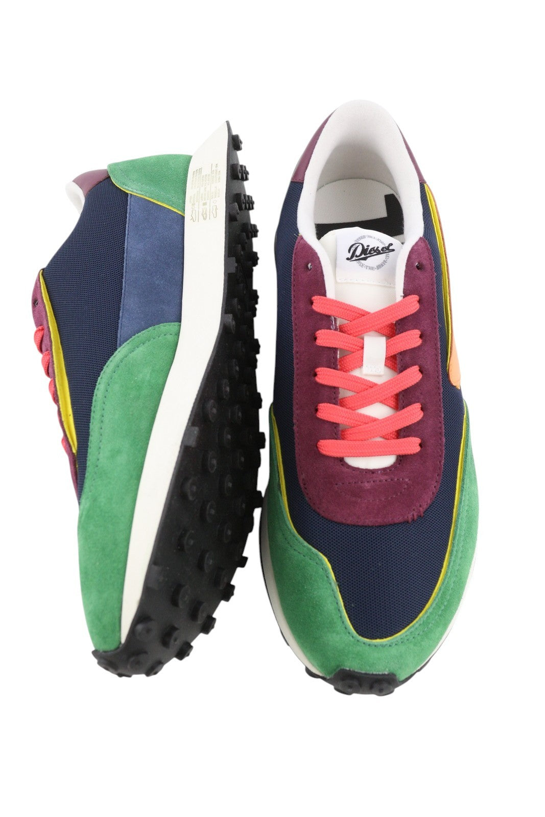 DIESEL S-Racer LC vyriški sportbačiai, EU42, odiniai, žemakulniai, migdolų spalvos, rekomenduojama kaina – 185 € 