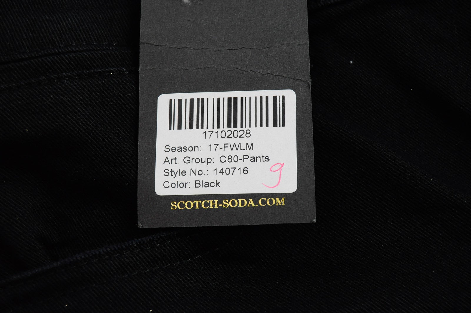 MAISON SCOTCH moteriški W30/L31 juodi tiesūs džinsai su žvaigždėmis dryžuotais šonais 