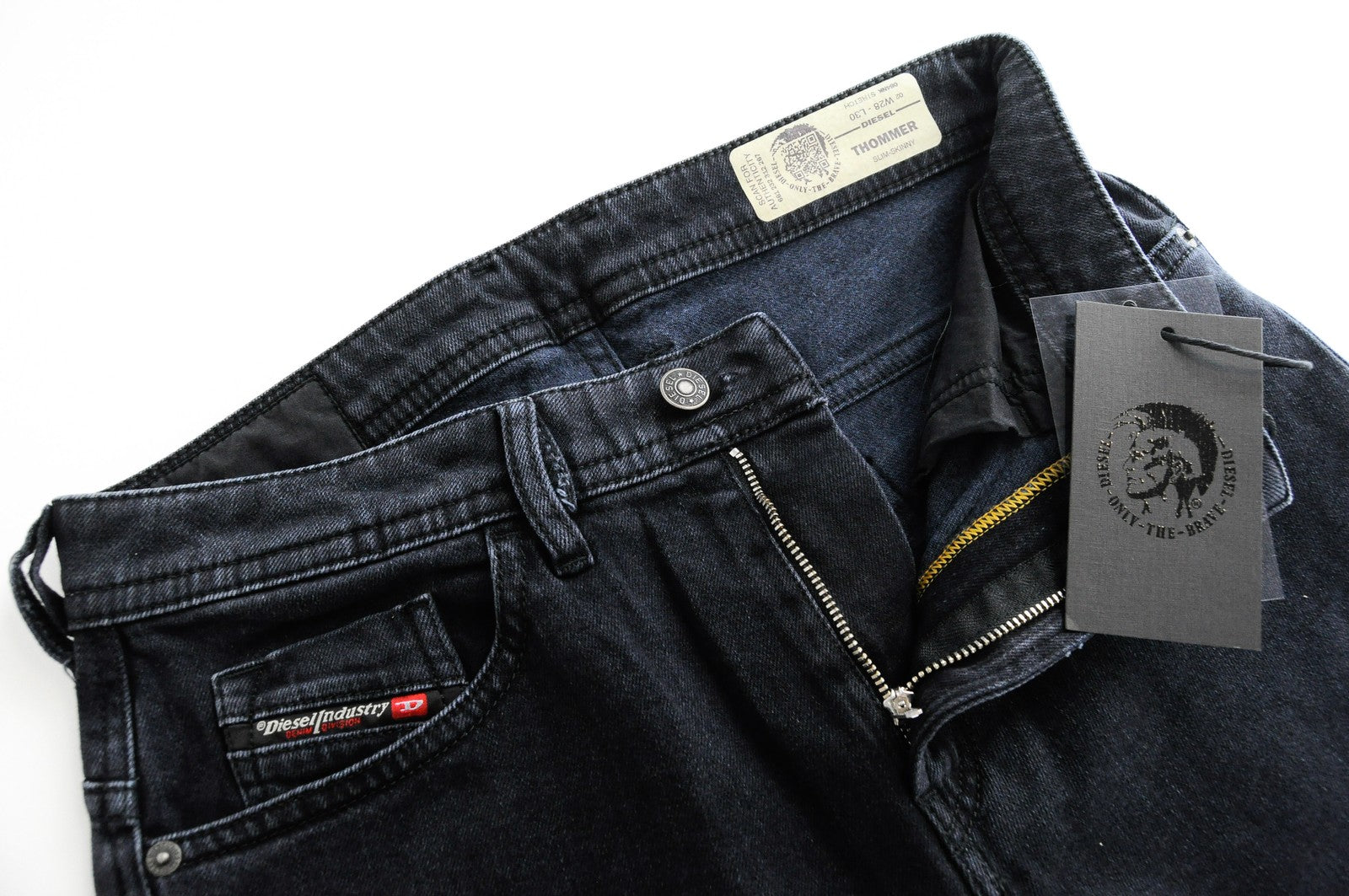 DIESEL Thommer 084NK vyriški džinsai W28/L30 Navy Ploni, elastinga medvilnė, 5 kišenės 