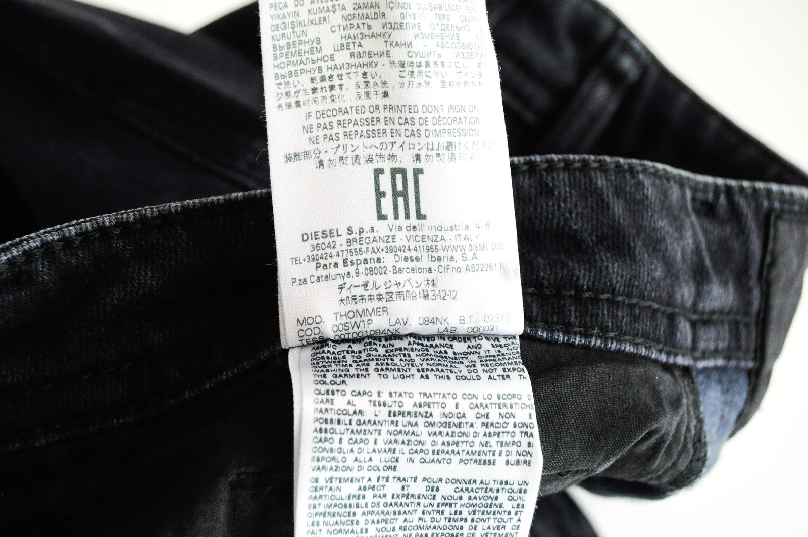 DIESEL Thommer 084NK vyriški džinsai W28/L30 Navy Ploni, elastinga medvilnė, 5 kišenės 