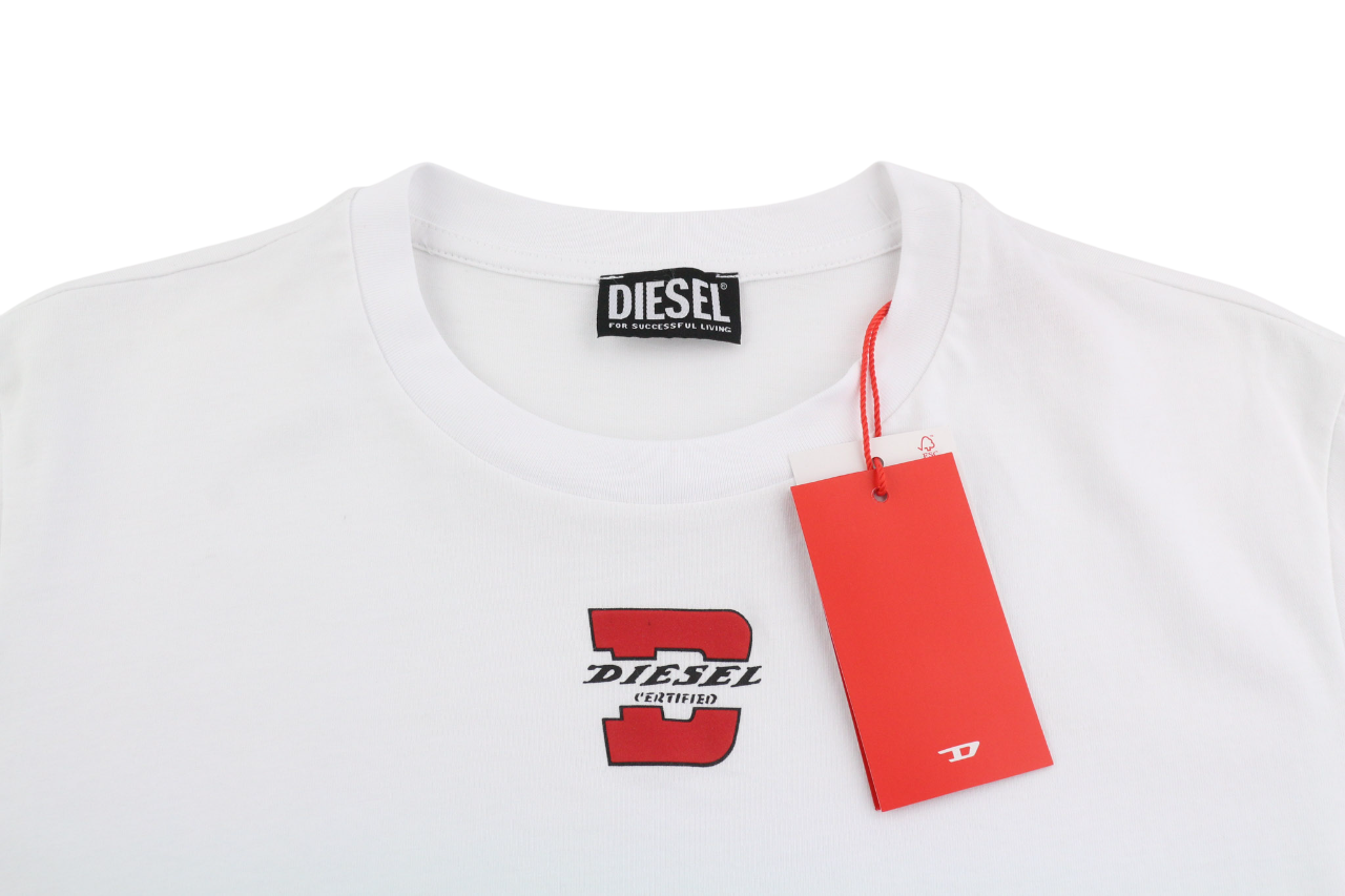DIESEL T-Diegor-K55 vyriški marškinėliai L dydžio trumpomis rankovėmis, apvalia apykakle, trikotažo laisvalaikio stiliumi. 