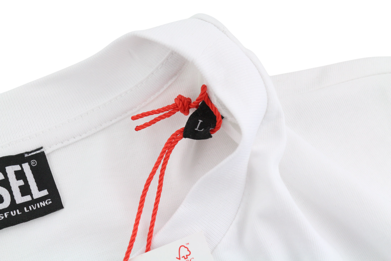 DIESEL T-Diegor-K55 vyriški marškinėliai L dydžio trumpomis rankovėmis, apvalia apykakle, trikotažo laisvalaikio stiliumi. 