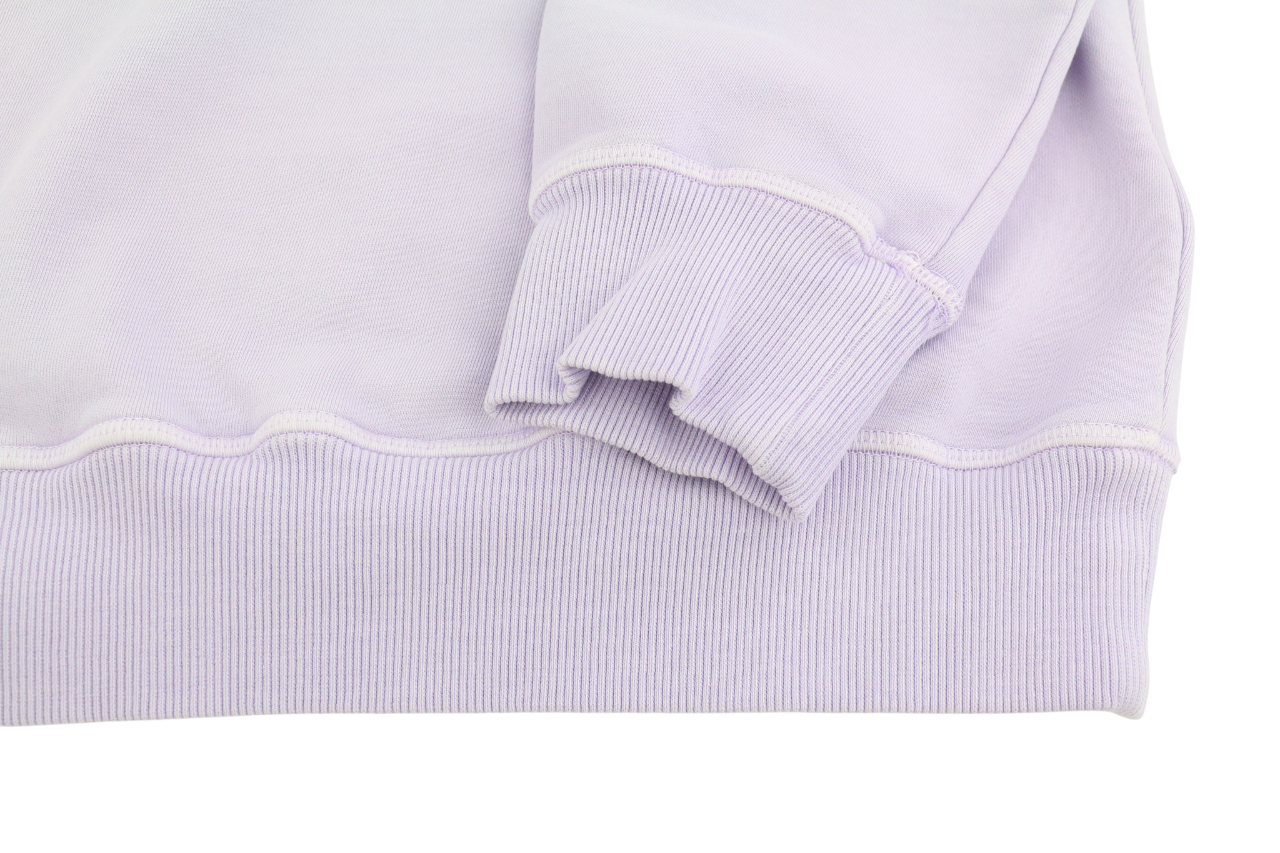 DIESEL S-Ginn-Hood-Ind vyriškas džemperis su violetine kengūros kišene, rekomenduojama kaina – 175 € 