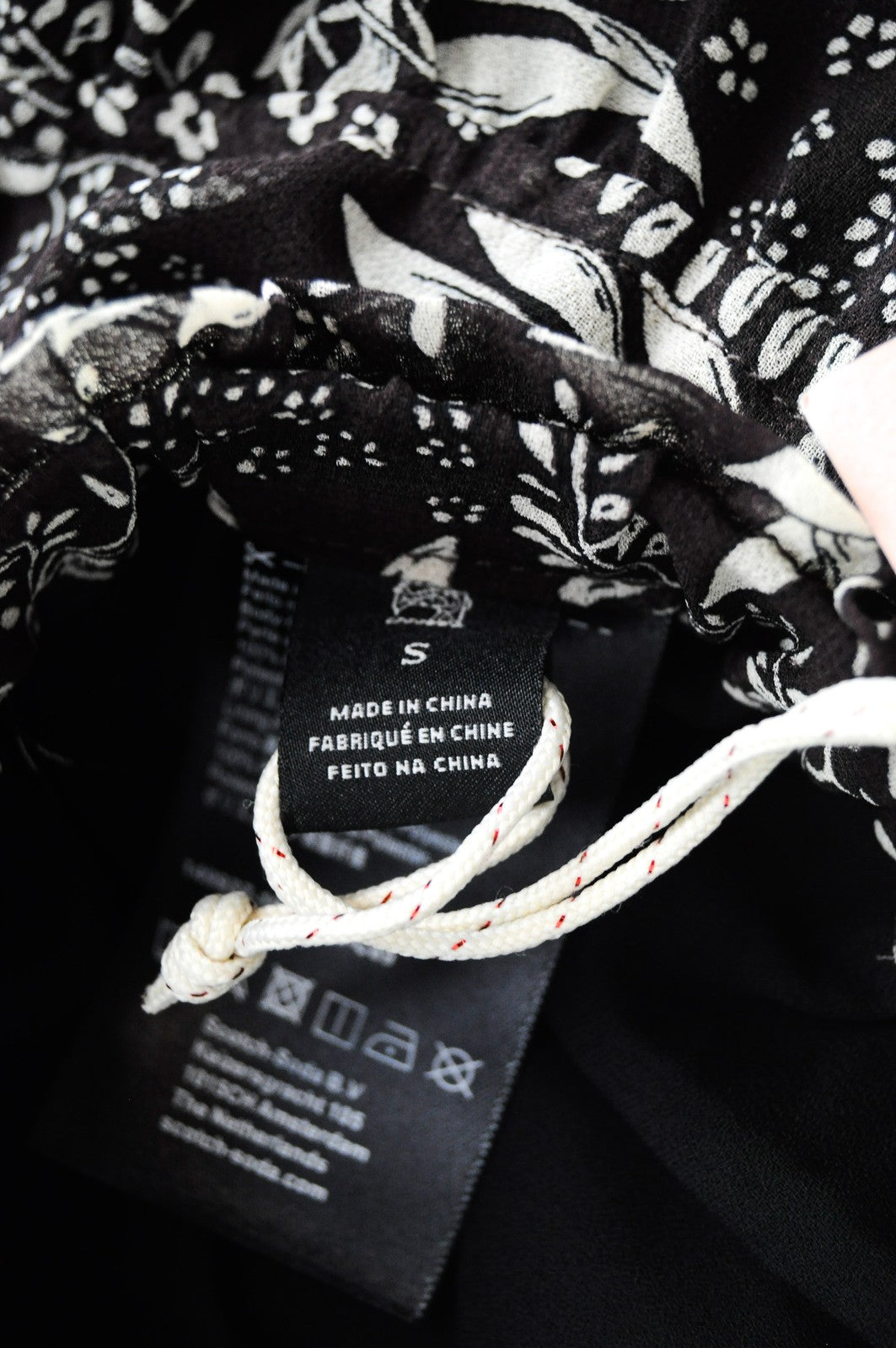 MAISON SCOTCH Moteriškas „The Poolside“ sijonas S, rudas, klostuotas, gėlėtas, midi, su pamušalu. 