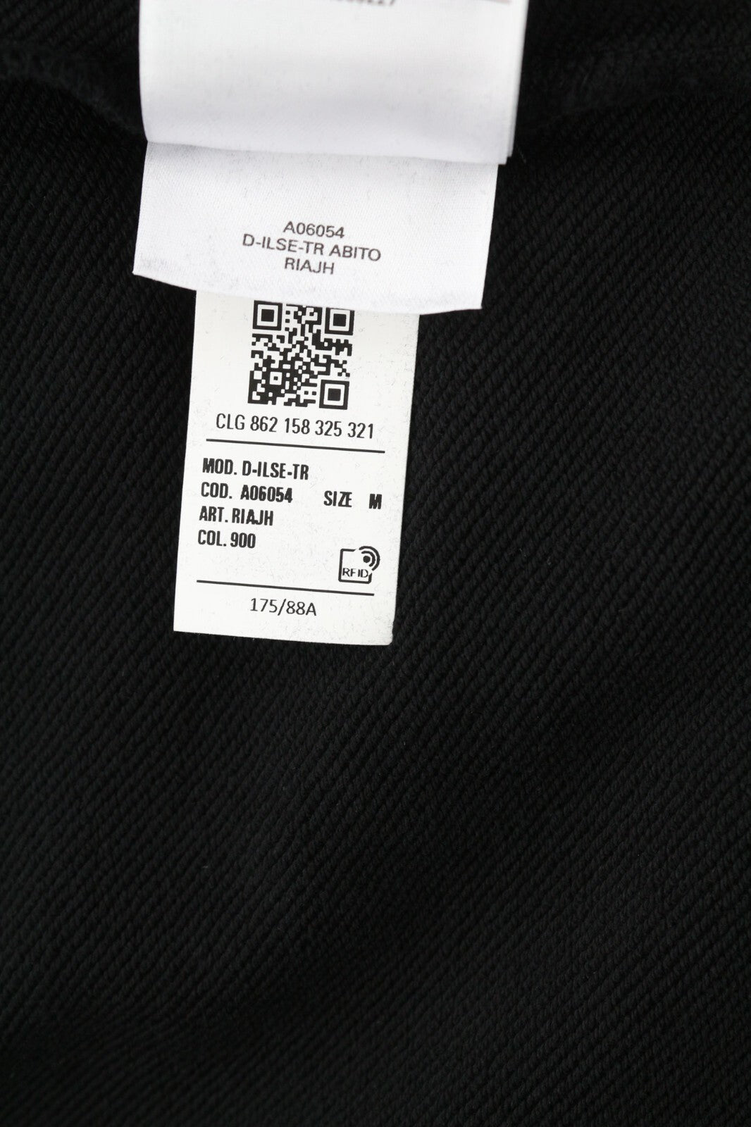 DIESEL D-Ilse-TR moteriška suknelė M, juoda, ilgomis rankovėmis, gobtuvu, ilgesne nugara. RMK 160 €. 