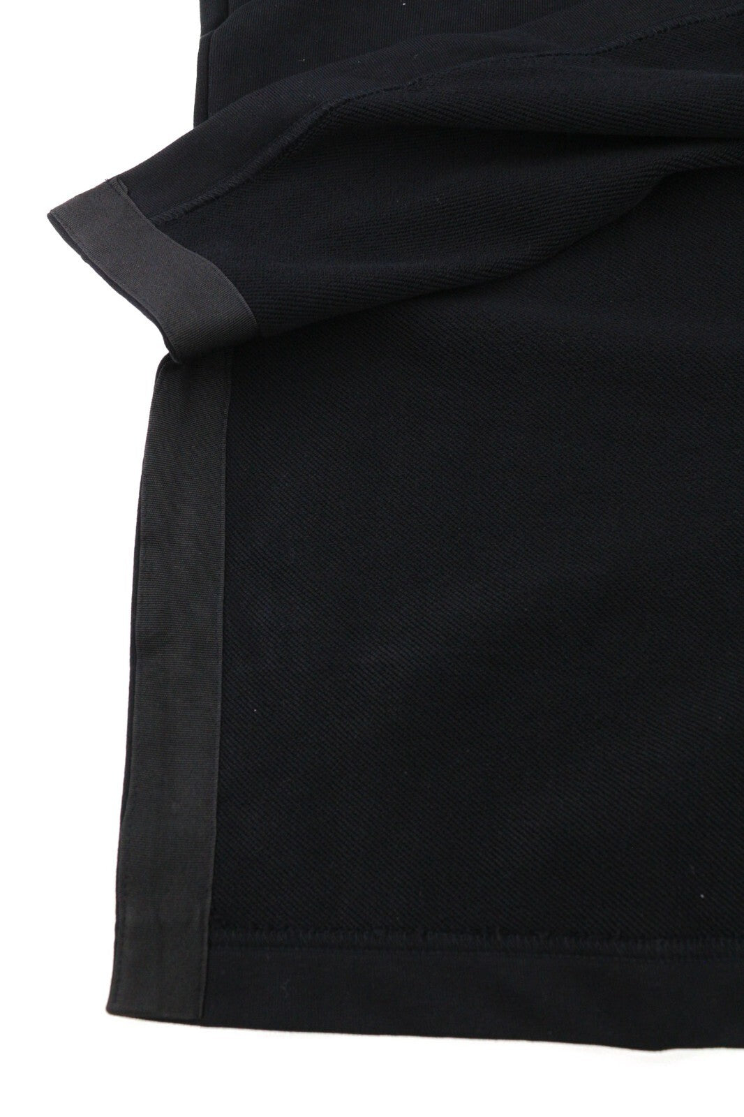 DIESEL D-Ilse-TR moteriška suknelė M, juoda, ilgomis rankovėmis, gobtuvu, ilgesne nugara. RMK 160 €. 