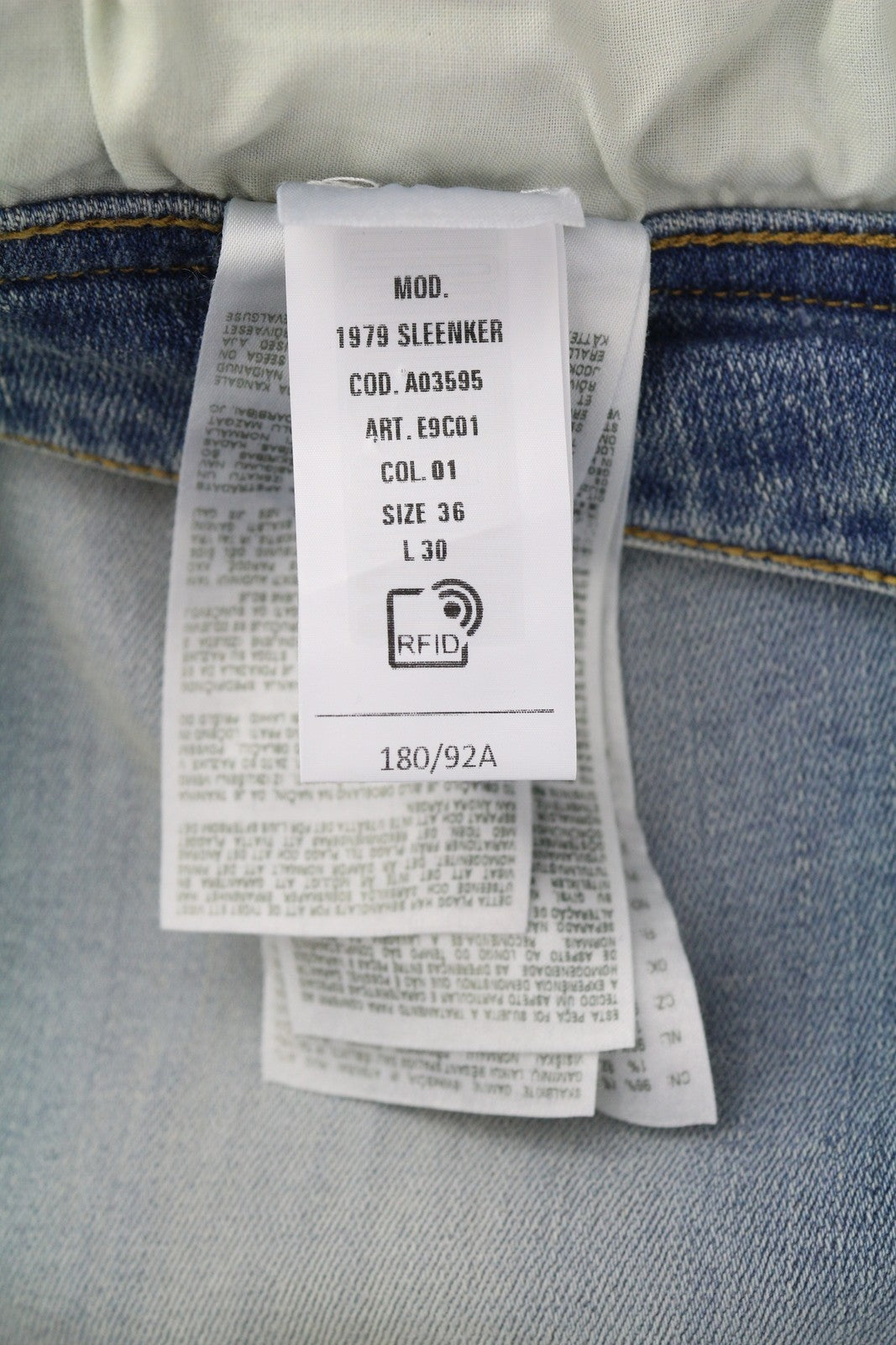 DIESEL 1979 Sleenker E9C01 vyriški džinsai W36/L30 Skinny Distress Blue RMK 275 € 