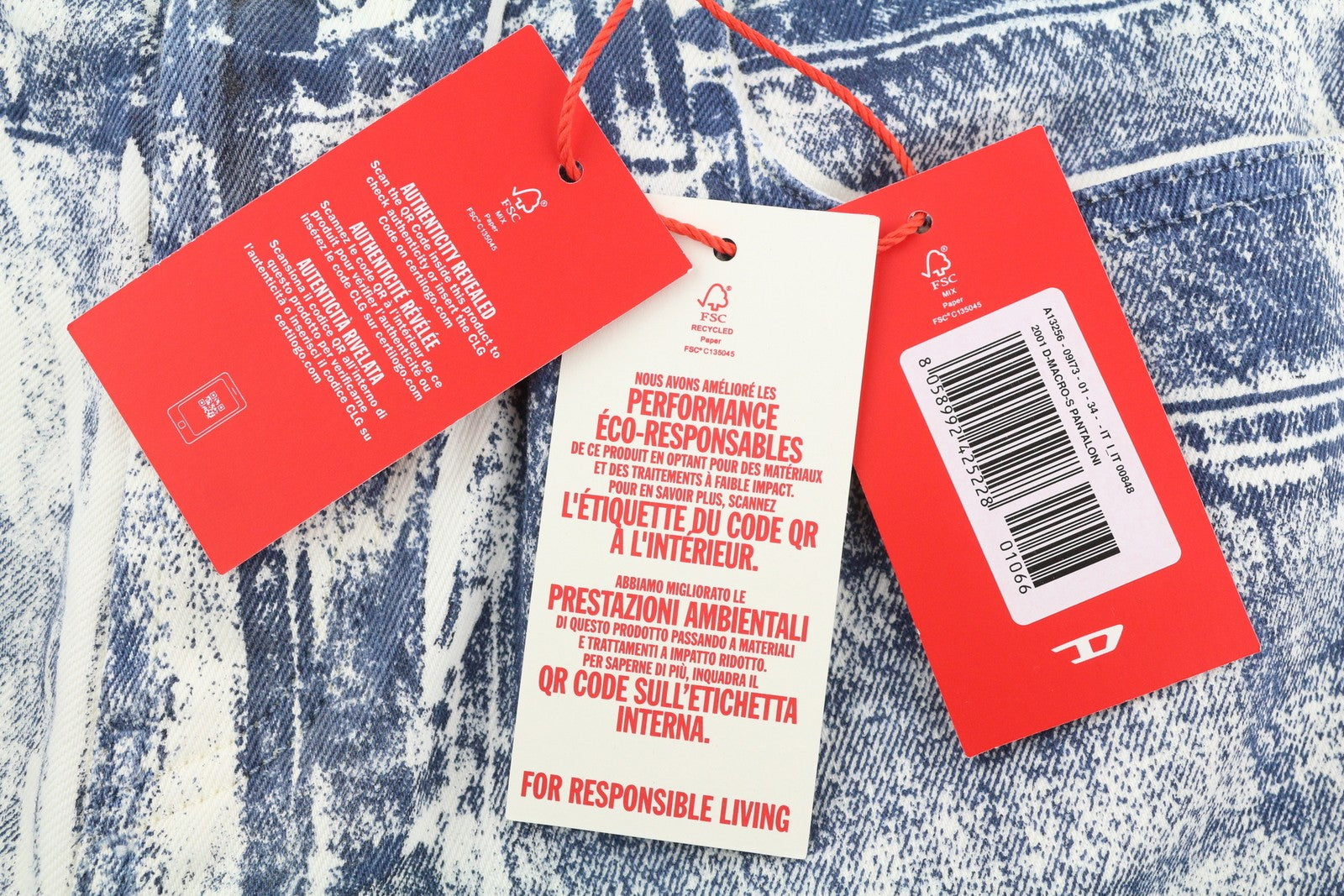 DIESEL 2001 D-Macro 09I73 vyriški džinsai, W34, laisvi, tiesaus kirpimo, su sagomis, rekomenduojama kaina – 375 € 