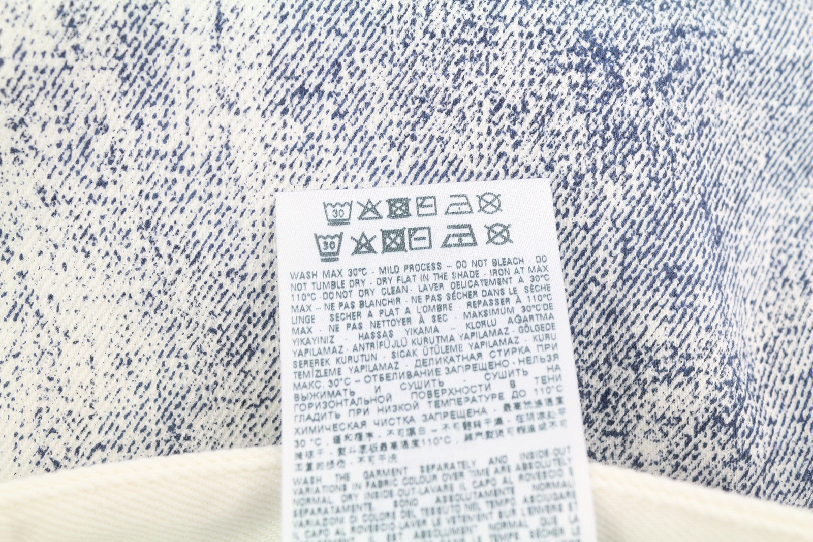 DIESEL 2001 D-Macro 09I73 vyriški džinsai, W34, laisvi, tiesaus kirpimo, su sagomis, rekomenduojama kaina – 375 € 