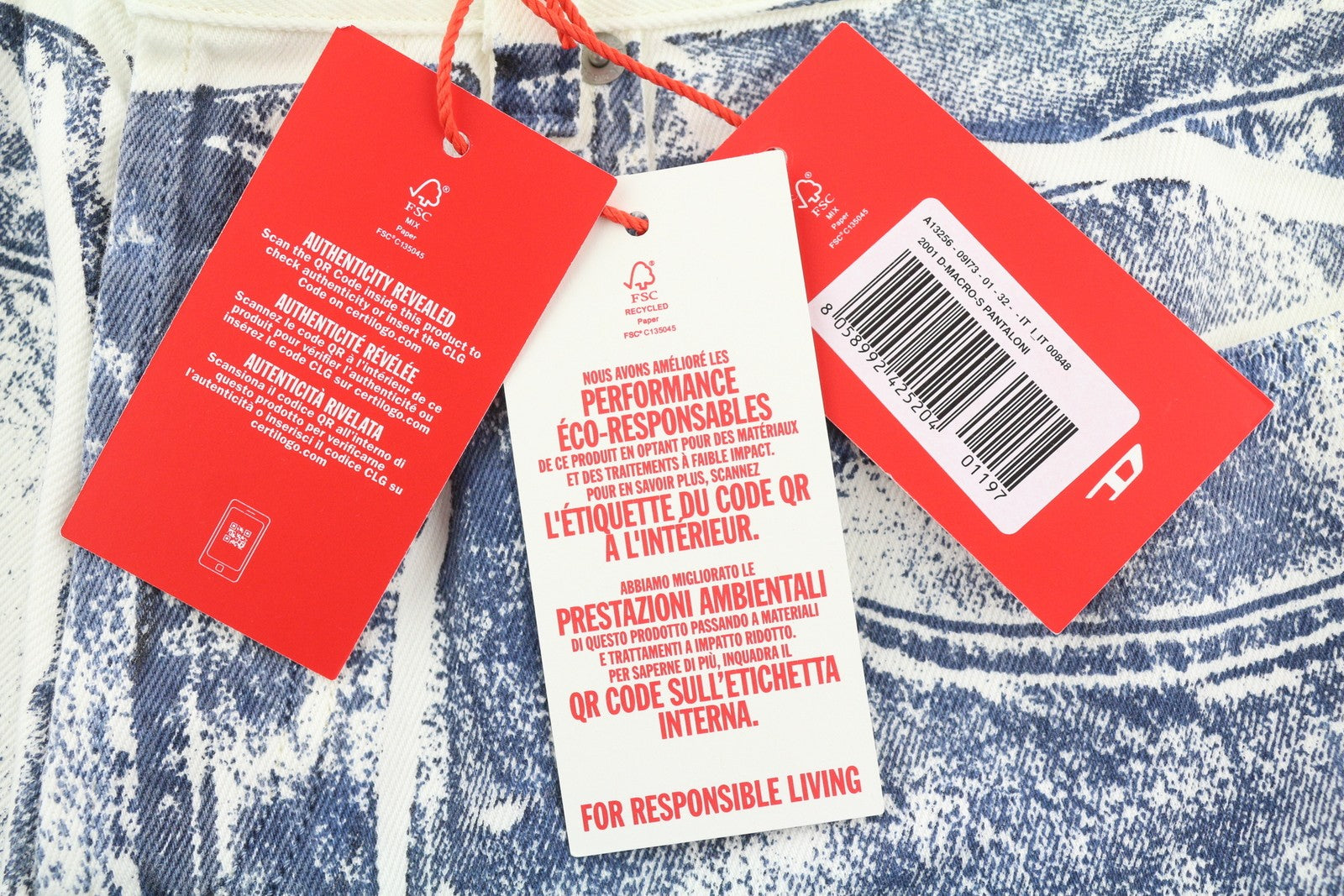 DIESEL 2001 D-Macro 09I73 vyriški džinsai W32 laisvi, tiesaus kirpimo, su sagomis, rekomenduojama kaina – 375 € 