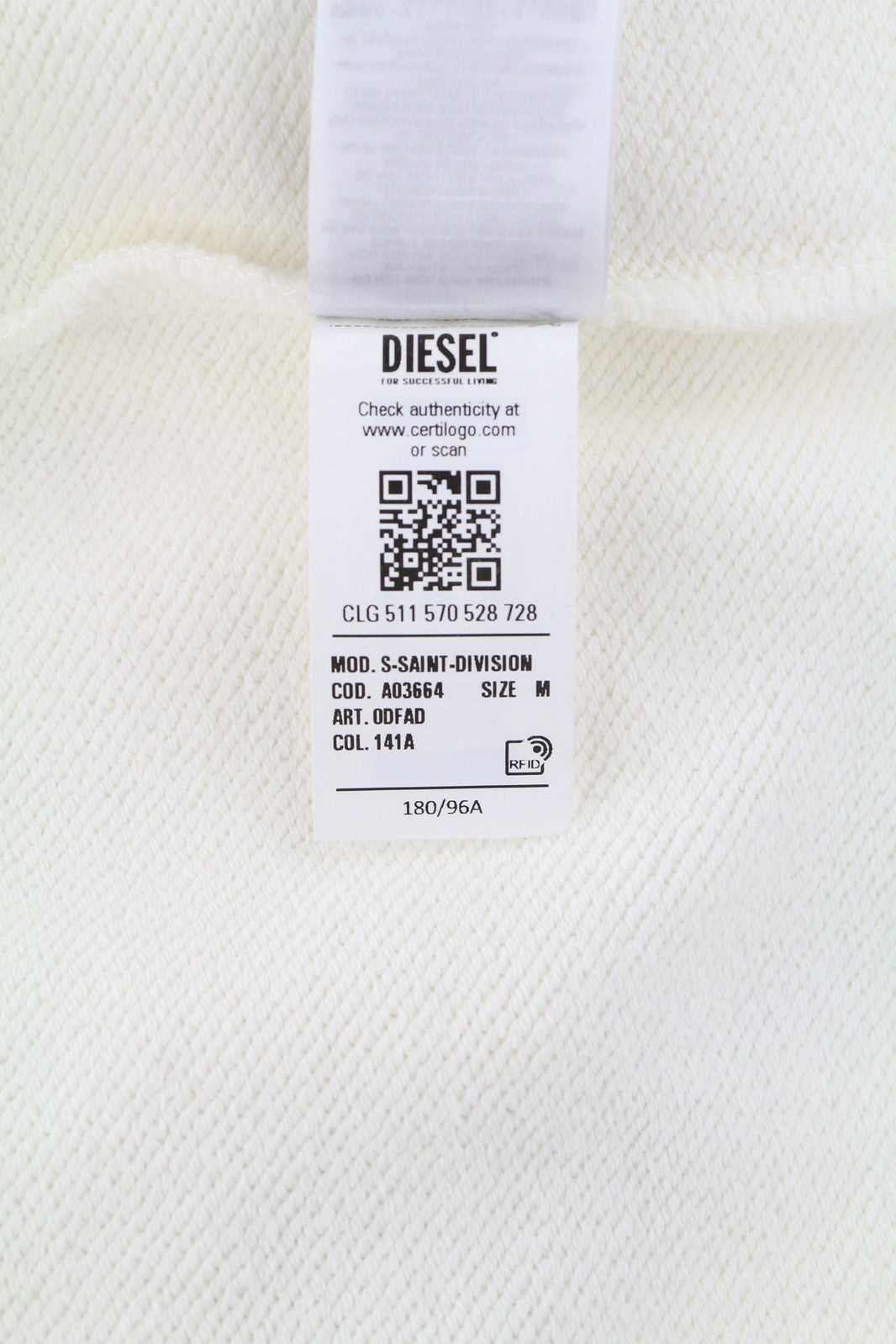 DIESEL S-Saint-Division vyriškas džemperis M, baltos spalvos, su puse užtrauktuko apykakle, rekomenduojama mažmeninė kaina – 299 € 