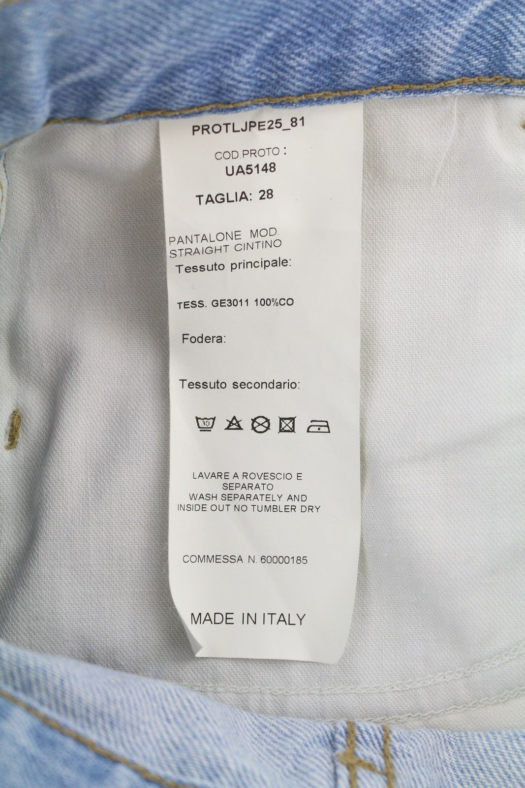 LIU JO Cintino džinsai moterims, W28 su užtrauktuku ir mėlyna spalva. 