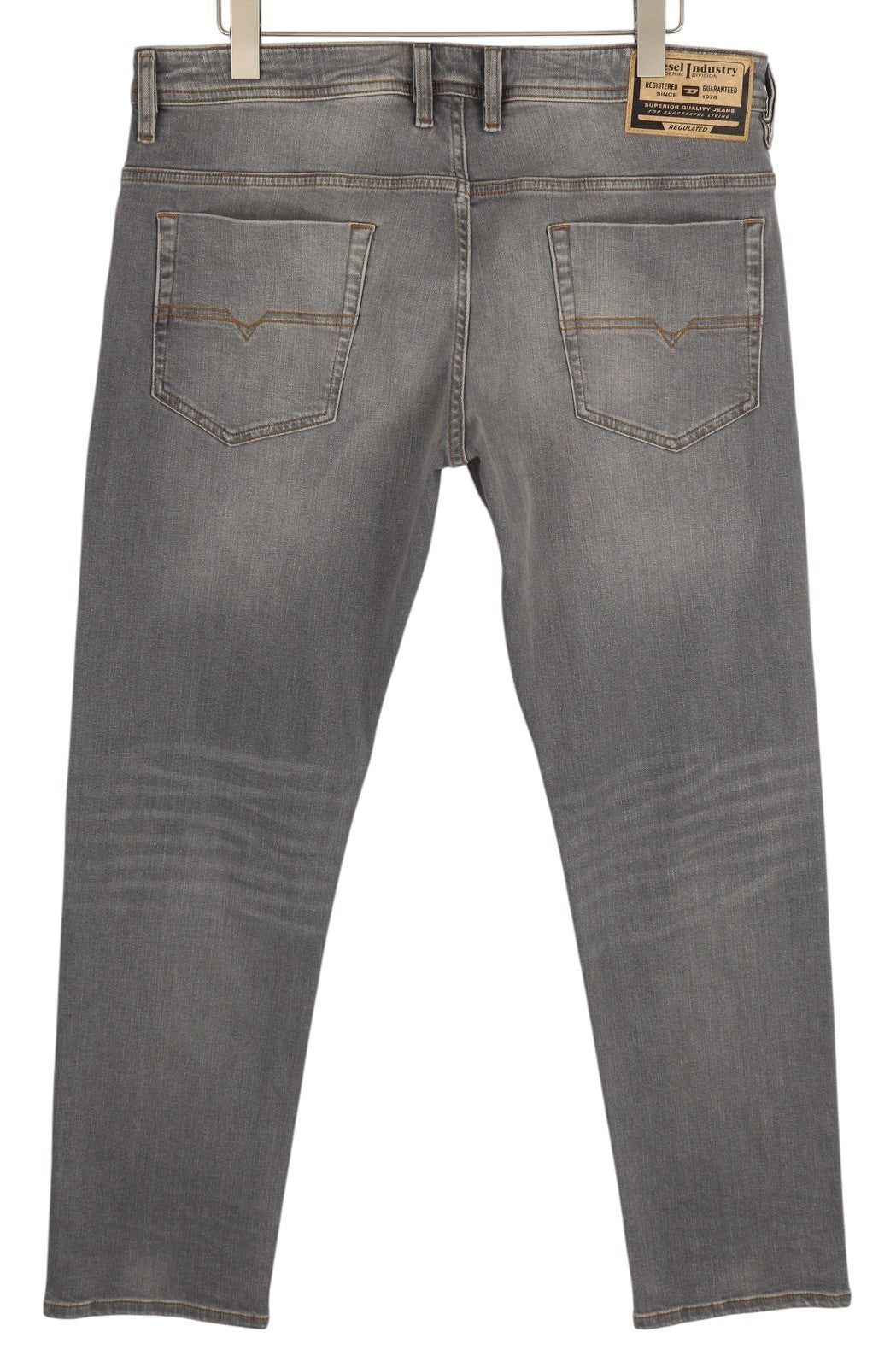 DIESEL Safado-X RB061 vyriški džinsai W36/L32 tiesūs su sagomis, skalbtos pilkos spalvos, rekomenduojama kaina – 175 € 