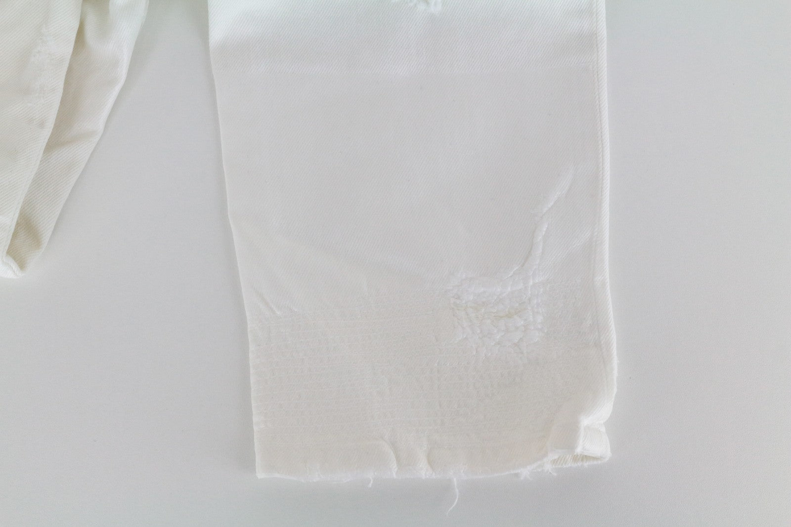 DIESEL D-RIFTY-SP2 069GY moteriškos aptemptos džinsinės kelnės W26/L32 baltos, vaškuotos, aptemptos 