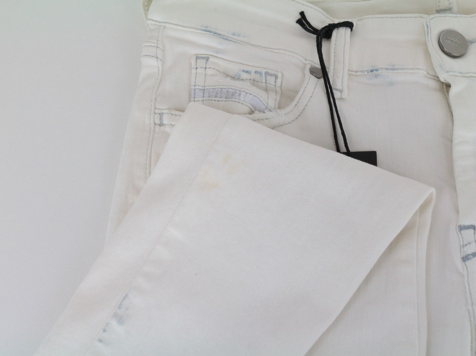 DIESEL Slandy 086AD moteriškos aptemptos džinsinės kelnės W26/L32 itin plonos, tamprios, baltos... 