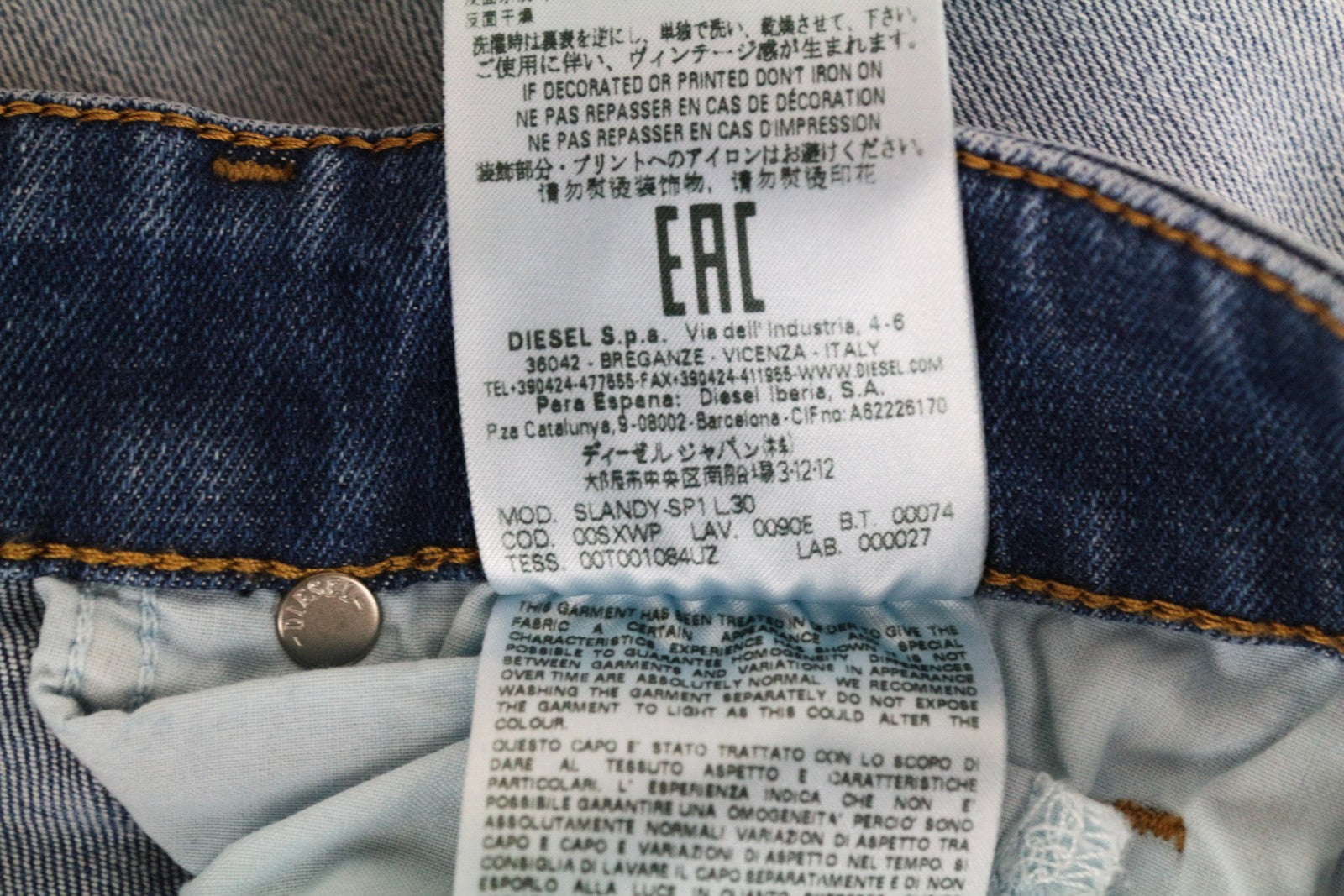 DIESEL Slandy-SP1 0090E moteriški aptempti džinsai W25/L30 itin ploni, tamprūs, mėlyni 