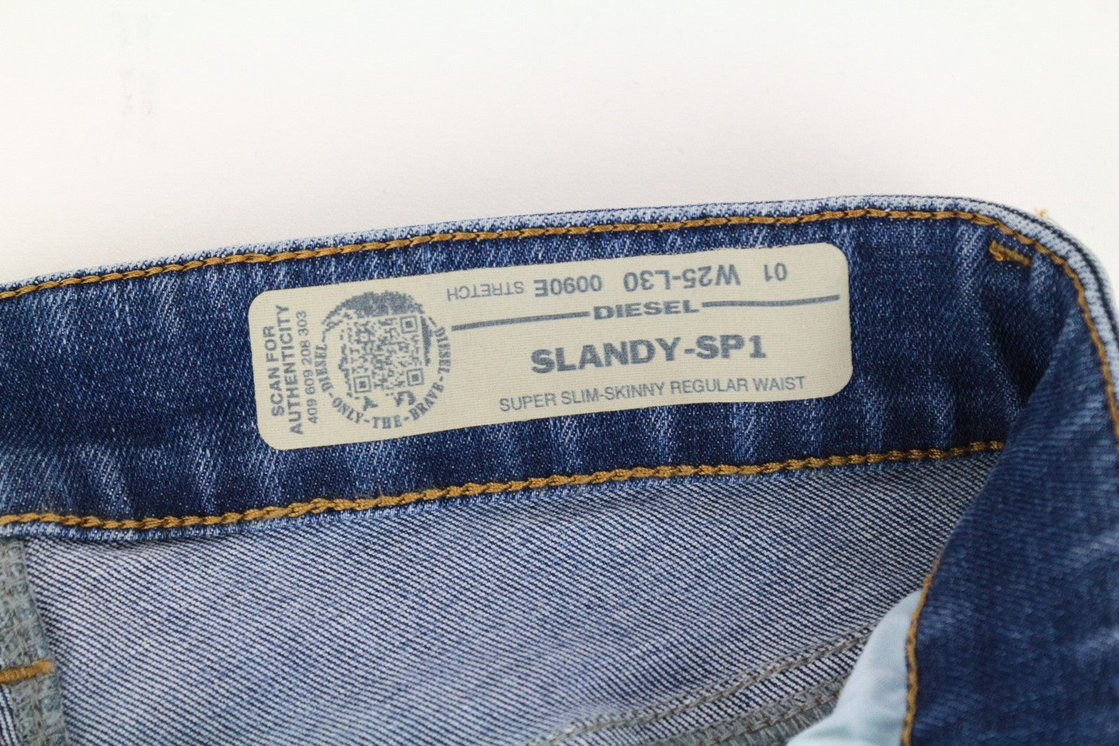 DIESEL Slandy-SP1 0090E moteriški aptempti džinsai W25/L30 itin ploni, tamprūs, mėlyni 