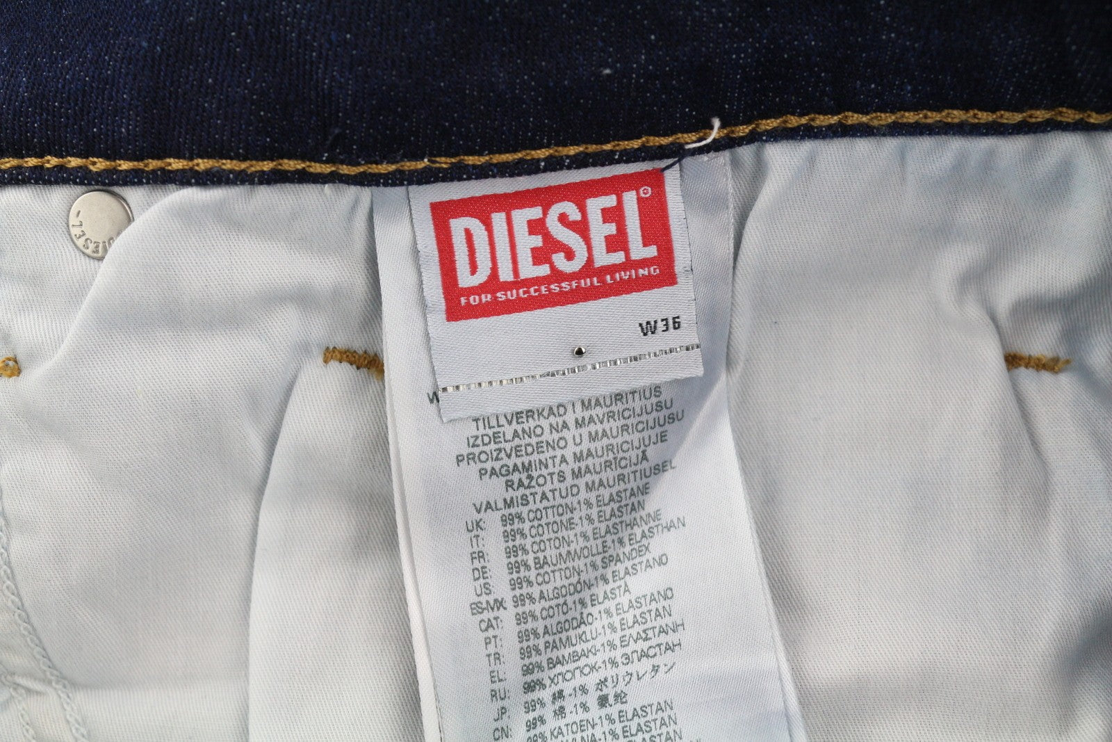 DIESEL D-Mihtry 0IHAQ vyriški džinsai W36/L30 įprasto kirpimo, tiesios kojos, skalbtos mėlynos spalvos 