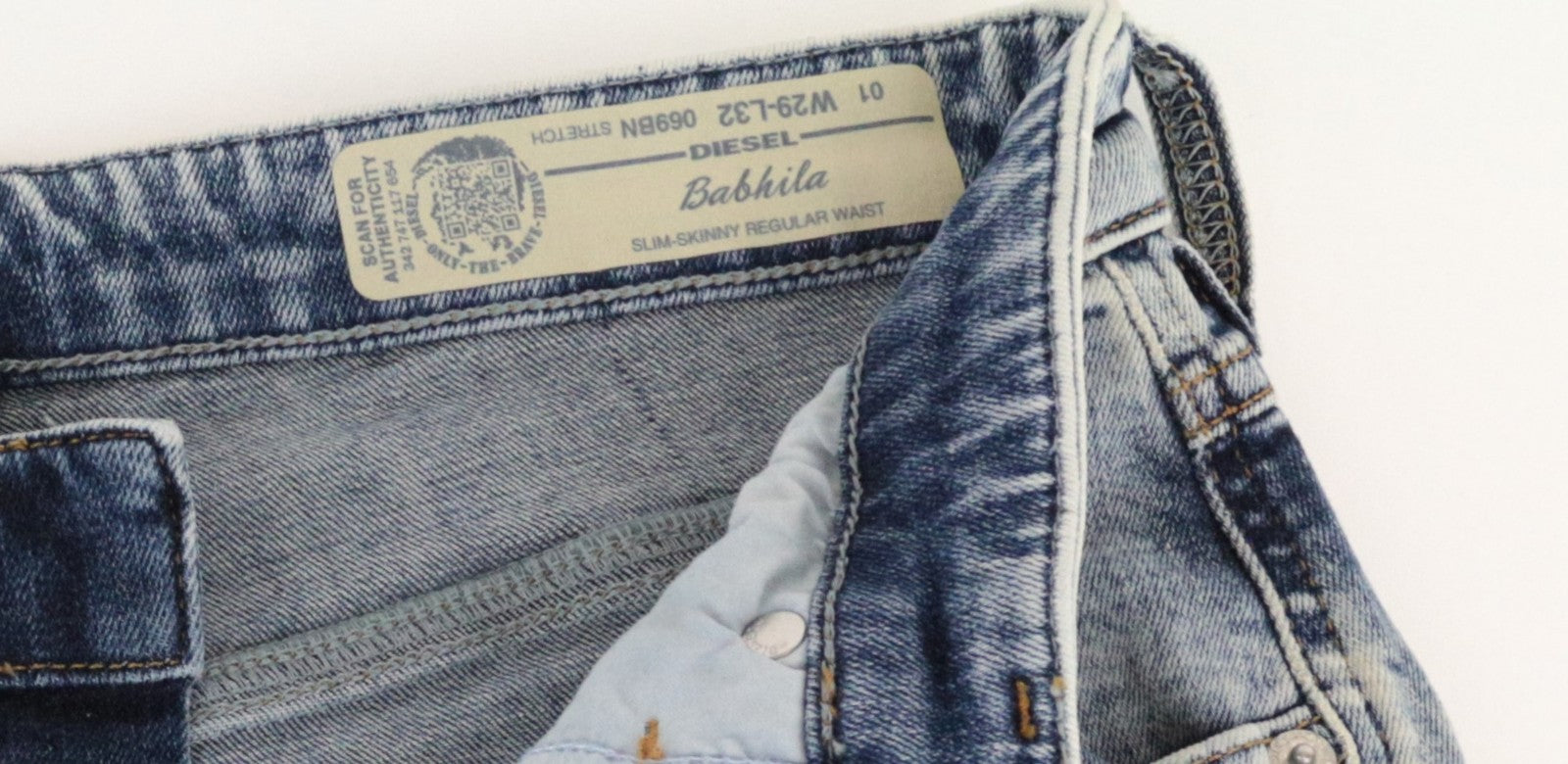 DIESEL Babhila 069BN moteriški aptempti džinsai W29/L32 mėlyni, ploni, tamprūs džinsai su sagomis 