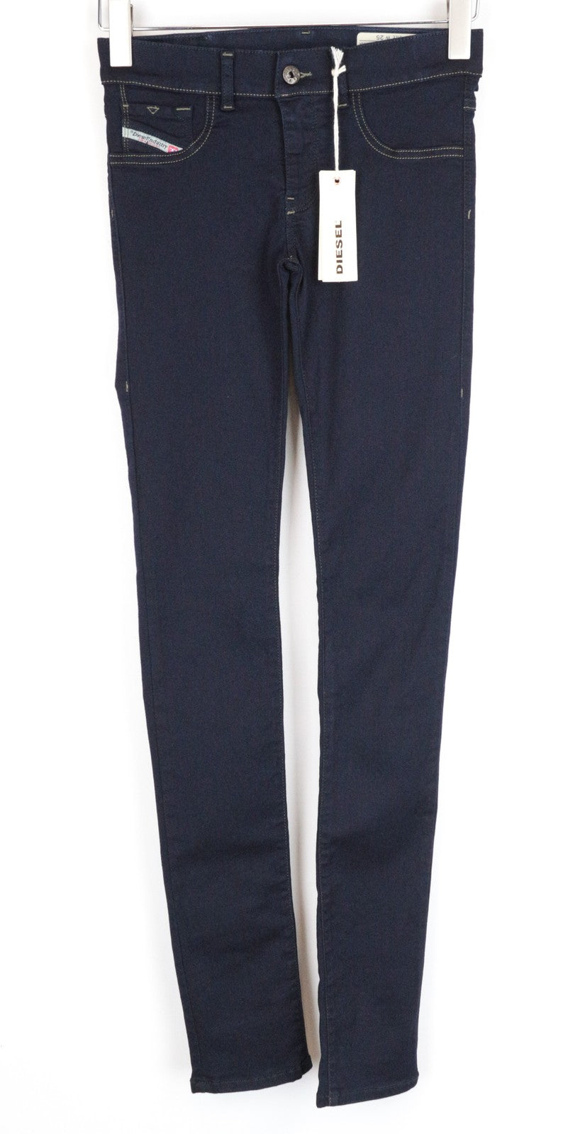 DIESEL Livier 0881B moteriškos džinsinės kelnės W25 itin plonos, tamsiai mėlynos, žemu juosmeniu 
