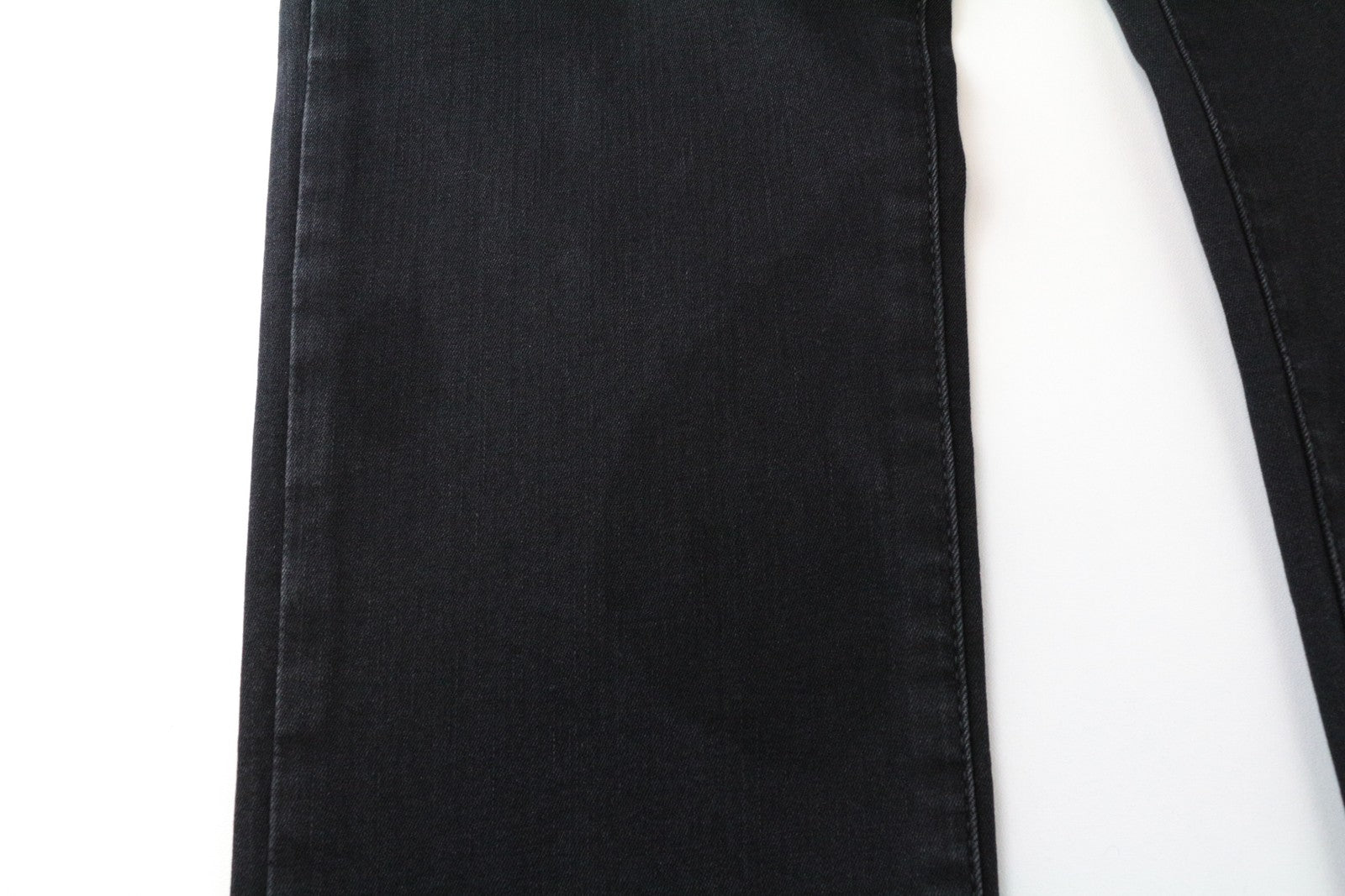 DIESEL Livier-S 069BK moteriškos džinsinės kelnės W29 žemu juosmeniu, pilkos, itin plonos 