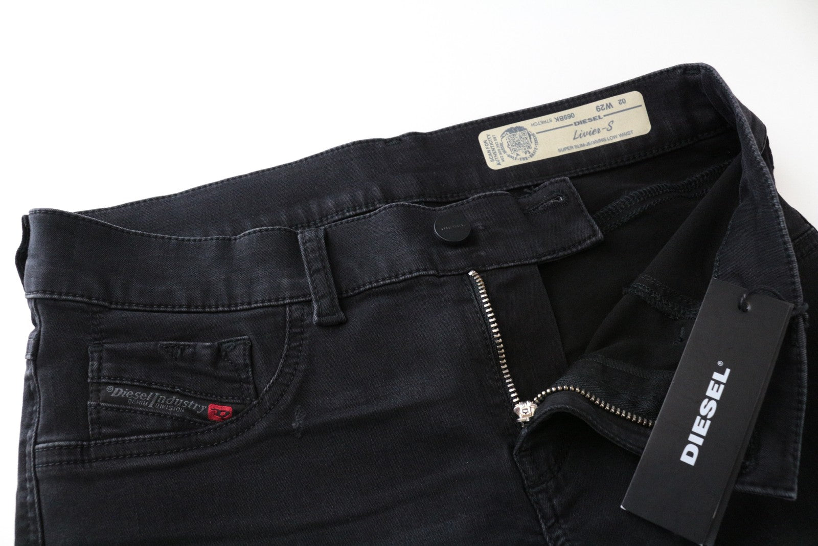 DIESEL Livier-S 069BK moteriškos džinsinės kelnės W29 žemu juosmeniu, pilkos, itin plonos 