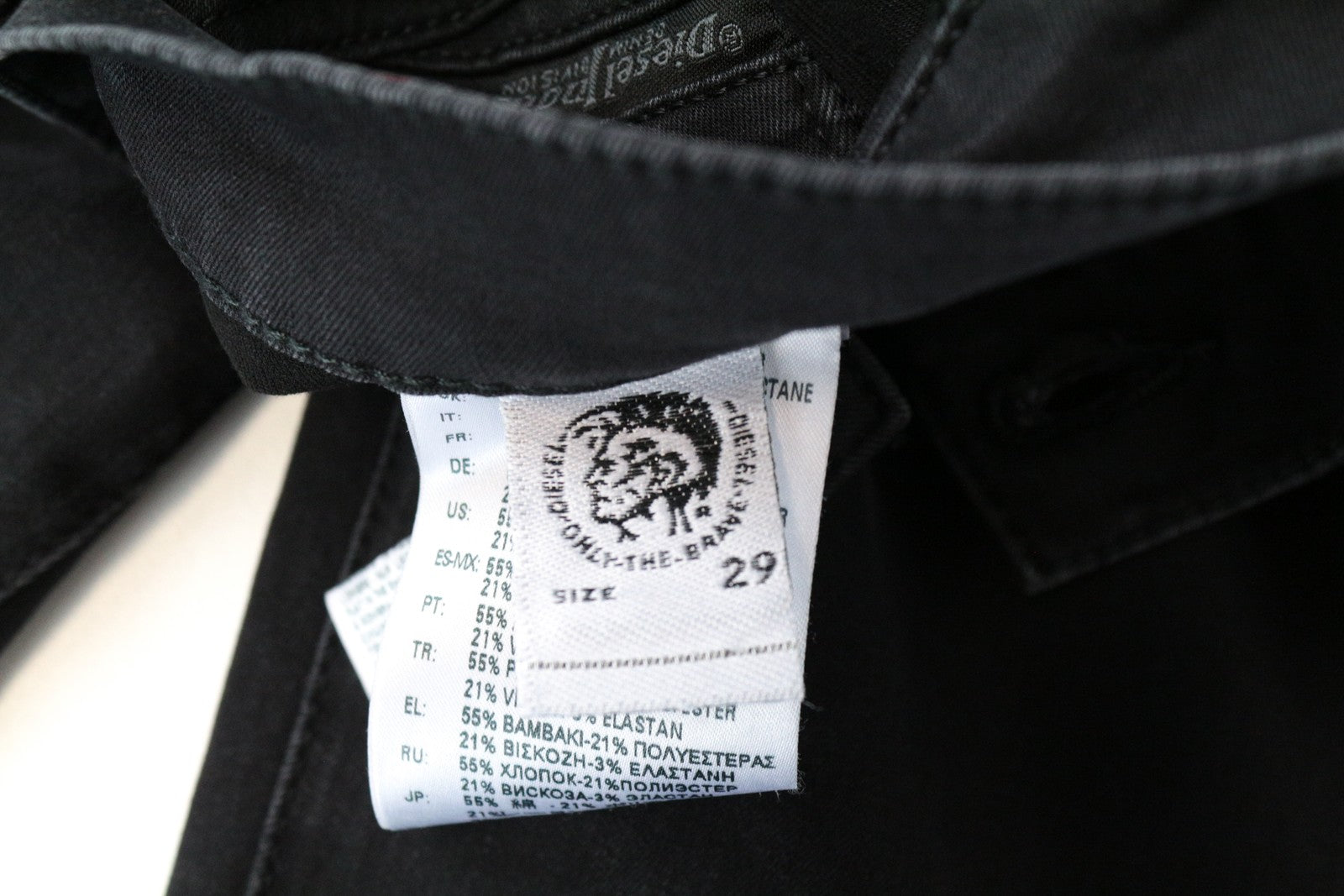 DIESEL Livier-S 069BK moteriškos džinsinės kelnės W29 žemu juosmeniu, pilkos, itin plonos 