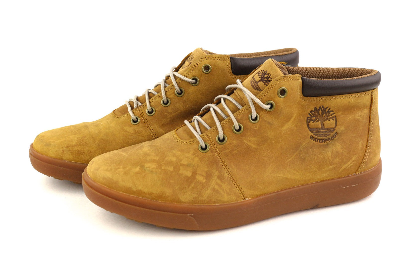 TIMBERLAND A2DSC vyriški batai, 43,5/44,5 cm, rudi, sendinto stiliaus, vandeniui atsparūs, medienos džiovinimo efektai.