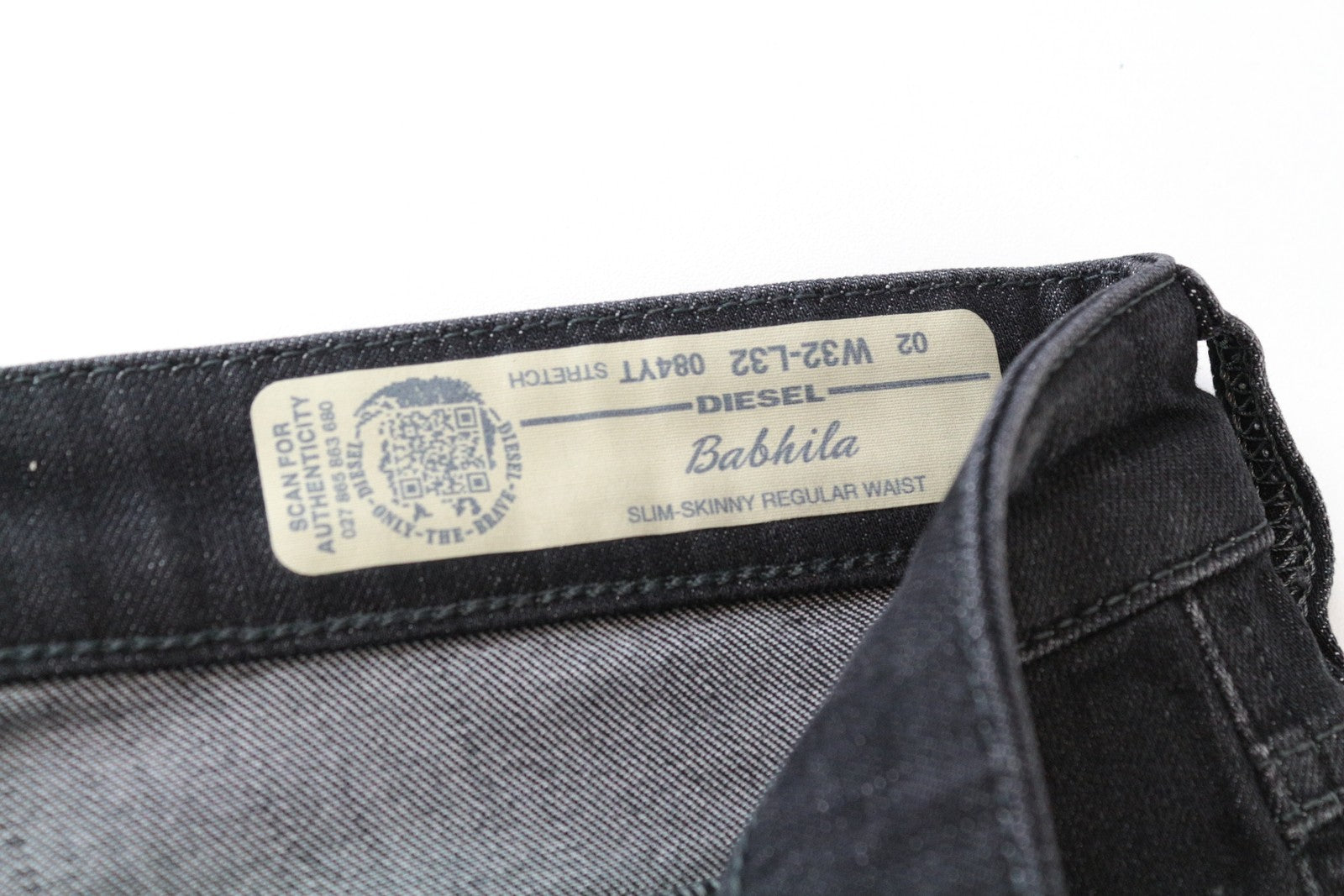 DIESEL Babhila 084YT moteriški aptempti džinsai W32/L32 pilki, tamprūs, patempiami 