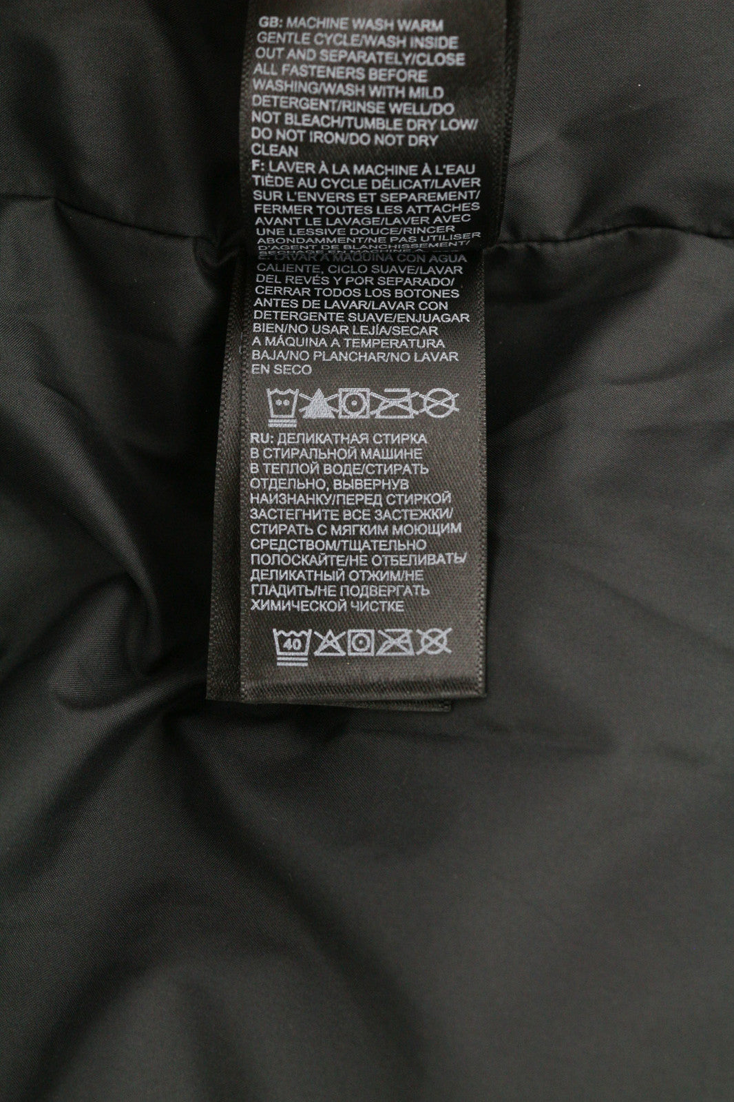 THE NORTH FACE Himalayan Insulated vyriška striukė M, juoda, dygsniuota, su pamušalu, žieminė, su logotipu 