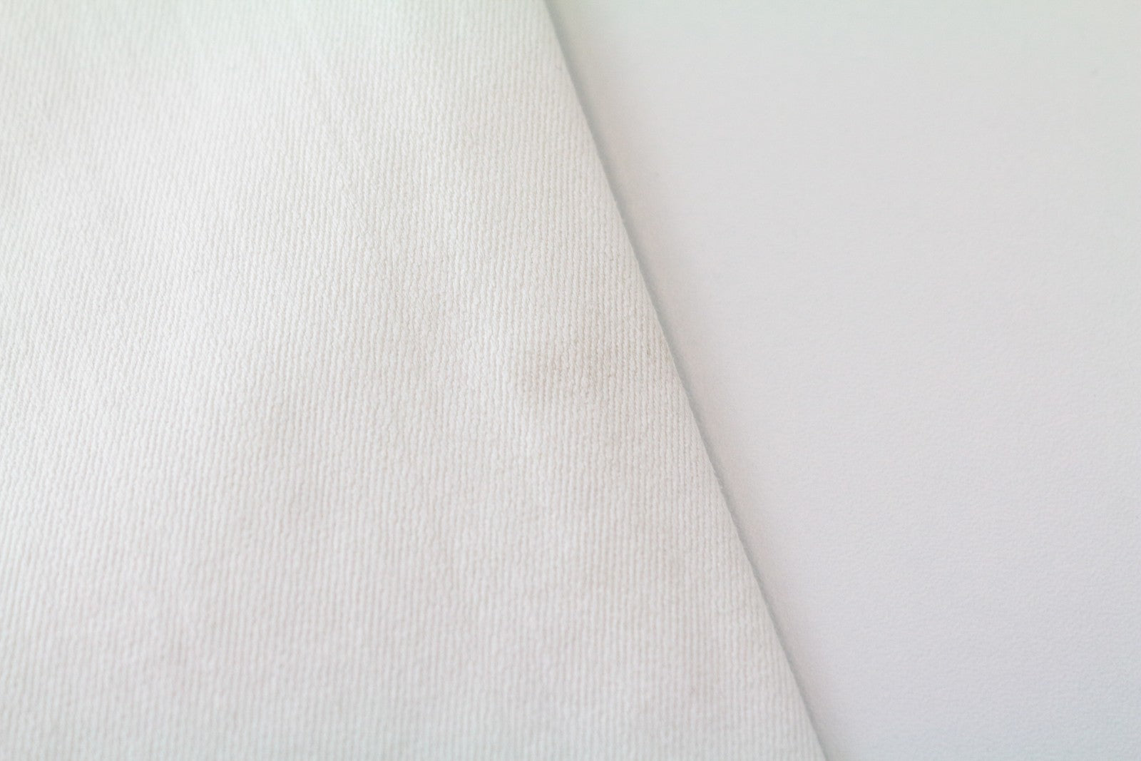 DIESEL Skinzee 0843T W34/L32 balkšvos spalvos itin ploni, tamprūs, aptempti moteriški džinsai 