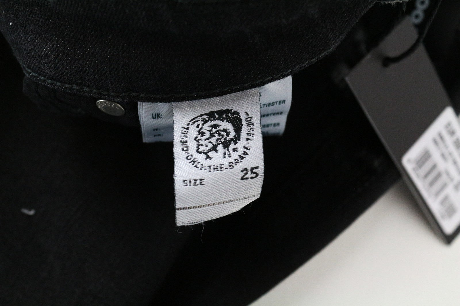 DIESEL Babhila 084YT W25/L32 pilki, ploni, tamprūs, medvilniniai moteriški džinsai 